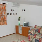 Apartments By The Sea Zaostrog, Makarska - 2663 Apartment